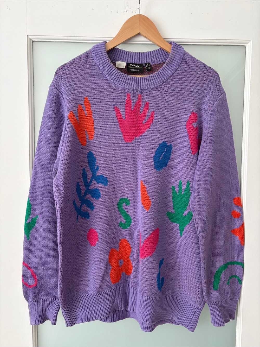 WESC Leon Unisex Oversized Sweater – Paisley Purple